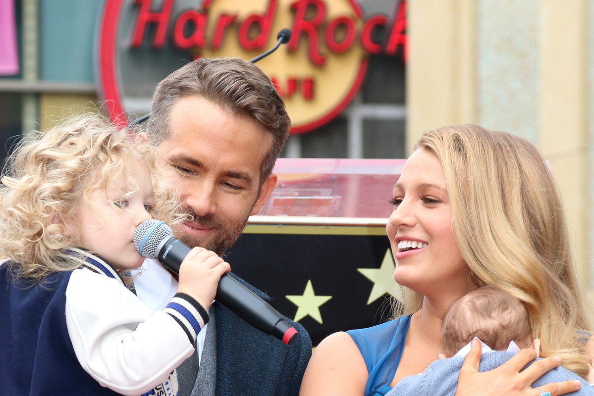 Blake Lively i Ryan Reynolds pokazali swoje dzieci