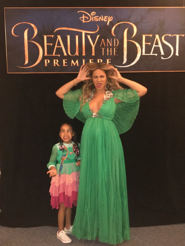 Beyonce i Blue Ivy w sukienkach Gucci