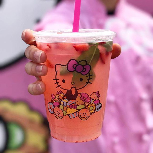 Hello Kitty Café, czyli najbardziej urocza kawiarnia świata