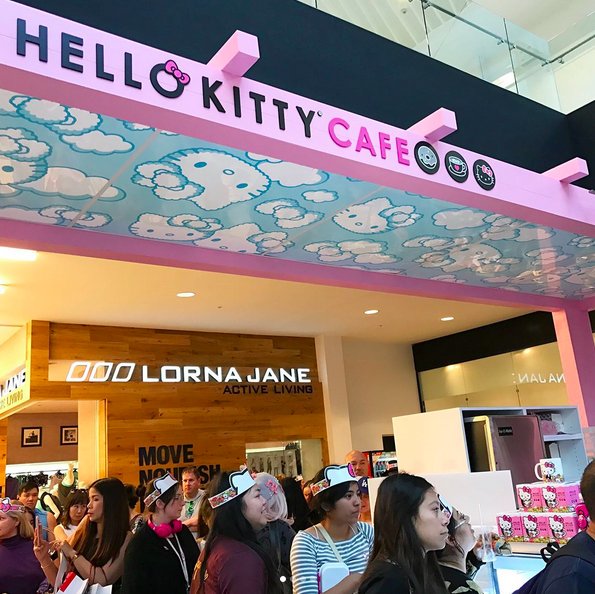 Hello Kitty Café, czyli najbardziej urocza kawiarnia świata