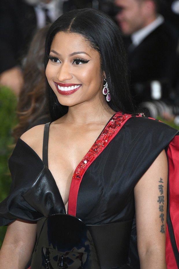 Nicki Minaj w kreacji marki H&M na Met Gala 2017