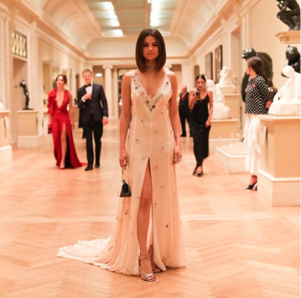 Selena Gomez w cyklu Humans of New York podczas Met Gala 2017