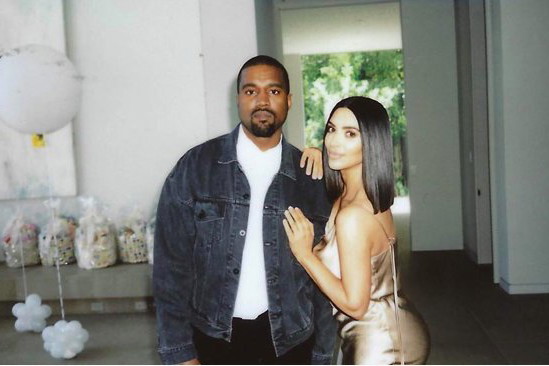 Kim Kardashian i Kanye West zaprojektowali ubrania dla dzieci