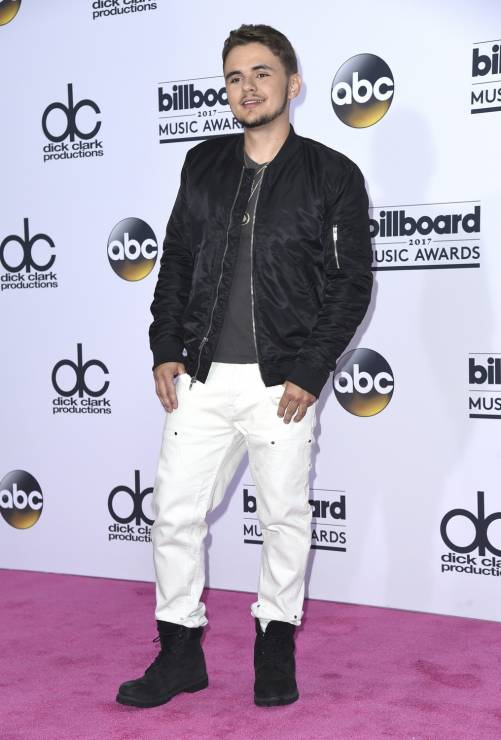 Michael Joseph Jackson na czerwonym dywanie Billboard Music Awards 2017