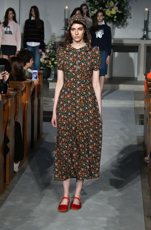 Pokaz kolekcji ALEXACHUNG Pre-Fall 2017