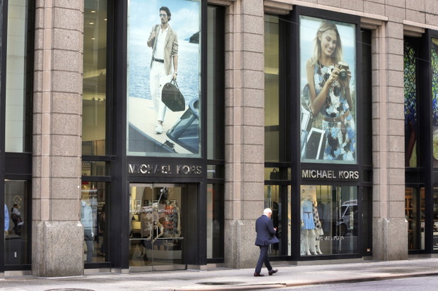 Michael Kors zamyka sklepy!
