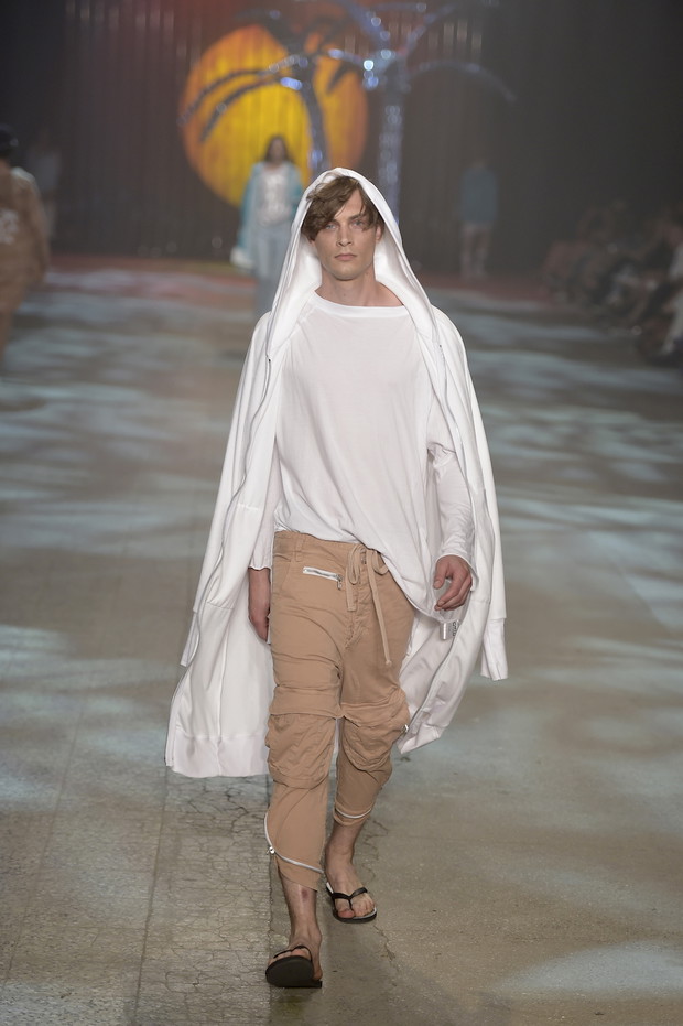 Pokaz kolekcji Desert Robert Kupisz wiosna-lato 2018