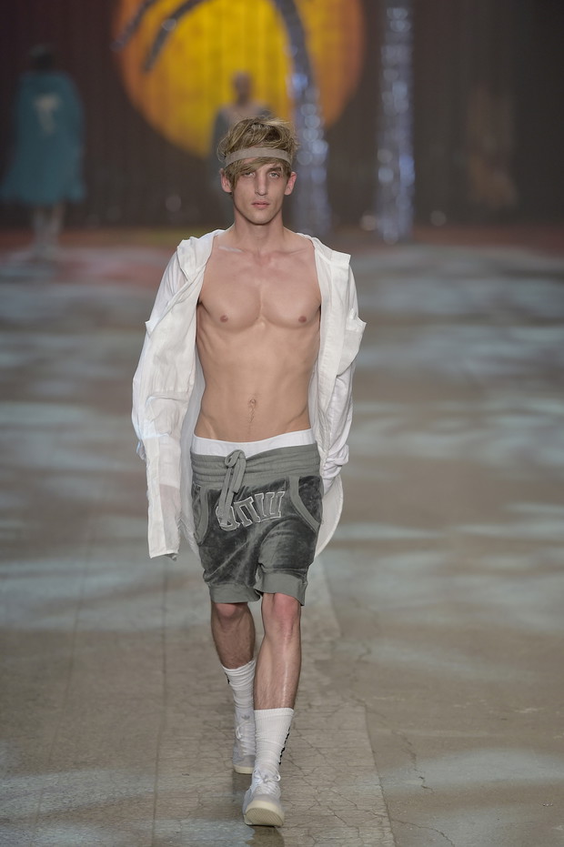 Pokaz kolekcji Desert Robert Kupisz wiosna-lato 2018