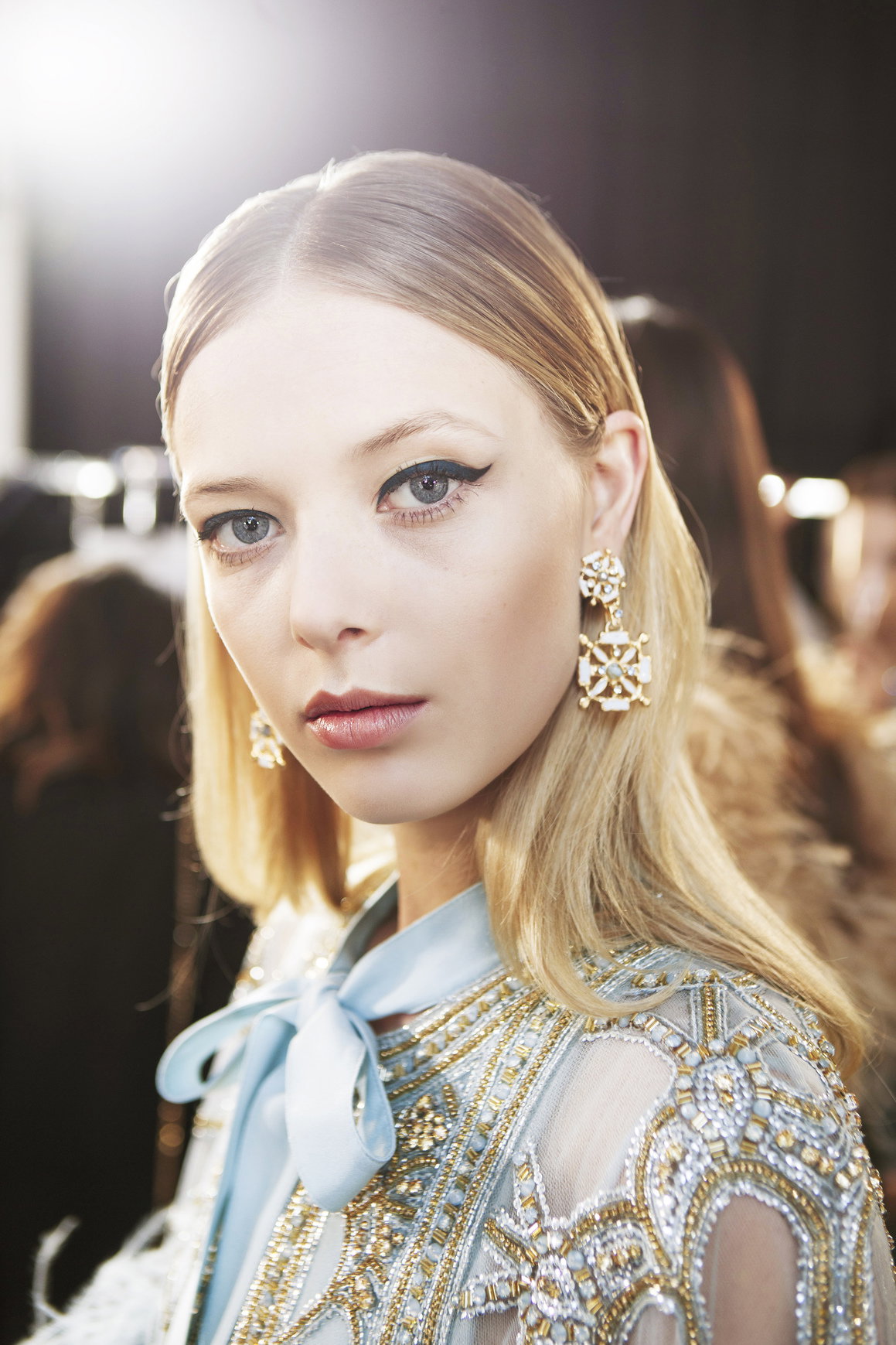 Grube kreski lansowano na pokazie m.in. Elie Saab haute couture wiosna-lato 2017