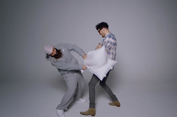Chromeo w teledysku Charli XCX „Boys