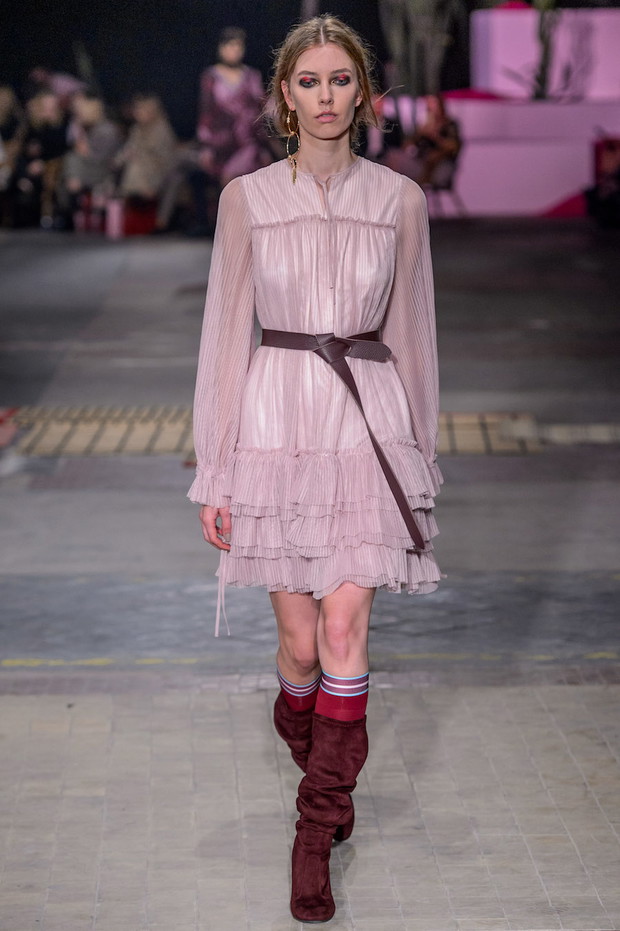 46_Bizuu070917_web_fotFilipOkopny_FashionImages