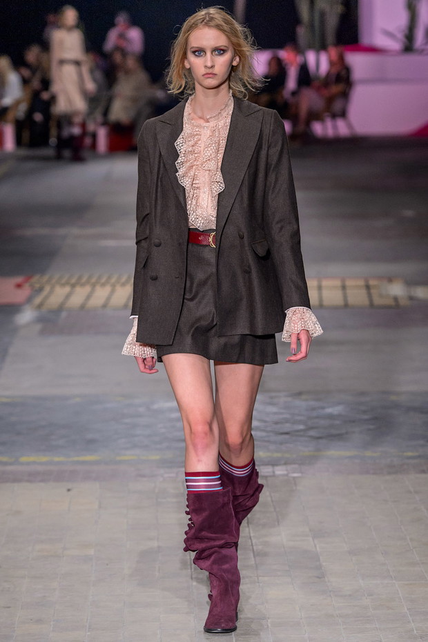 89_Bizuu070917_web_fotFilipOkopny_FashionImages