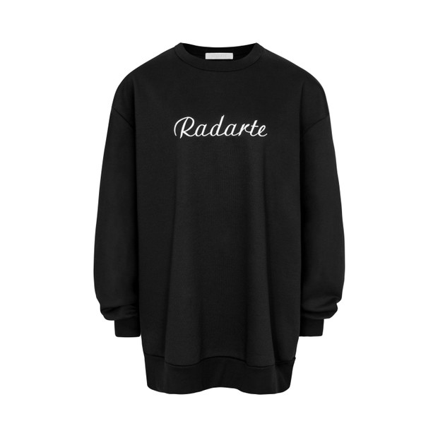 Bluza z napisem Radarte, czyli pisaną z błędem nazwą Rodarte