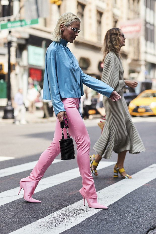 Moda uliczna New York Fashion Week wiosna-lato 2018