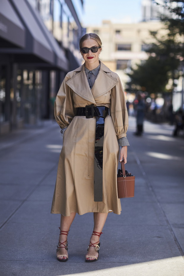 Moda uliczna New York Fashion Week wiosna-lato 2018