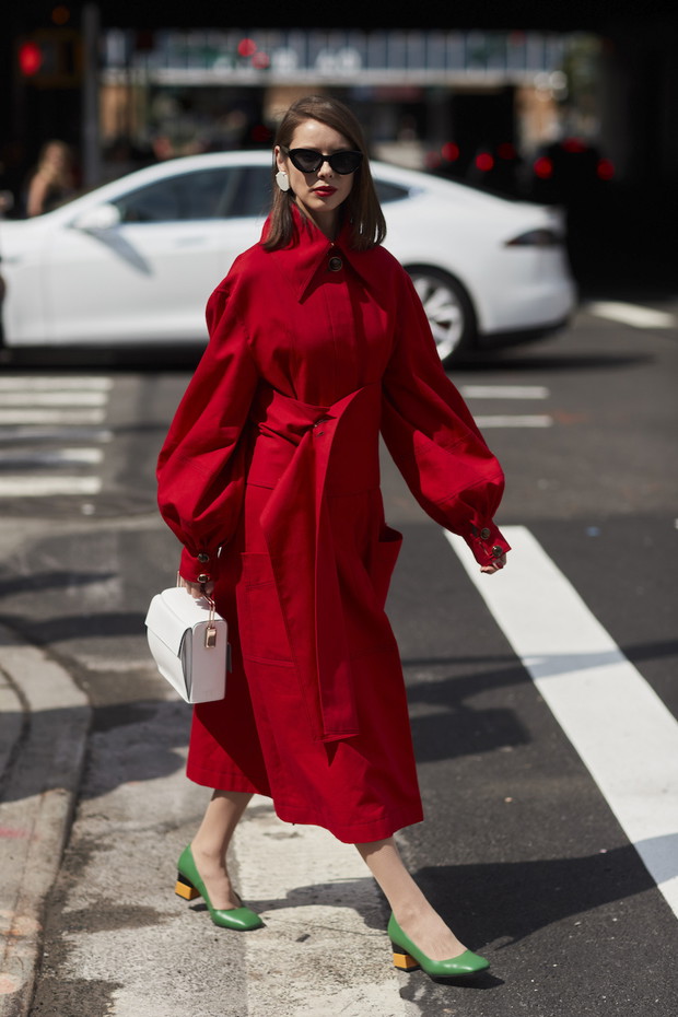 Moda uliczna New York Fashion Week wiosna-lato 2018
