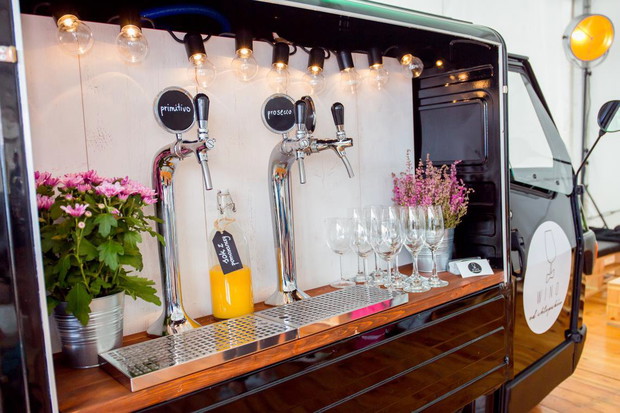 Wino od chłopaków - pierwszy prosecco van w Polsce