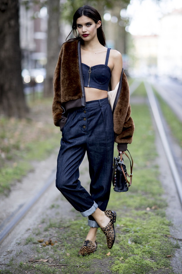 Moda uliczna Milan Fashion Week wiosna-lato 2018