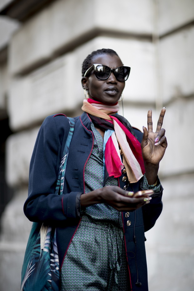 Moda uliczna na Paris Fashion Week wiosna lato 2018