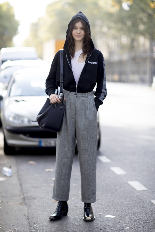 Moda uliczna na Paris Fashion Week wiosna lato 2018
