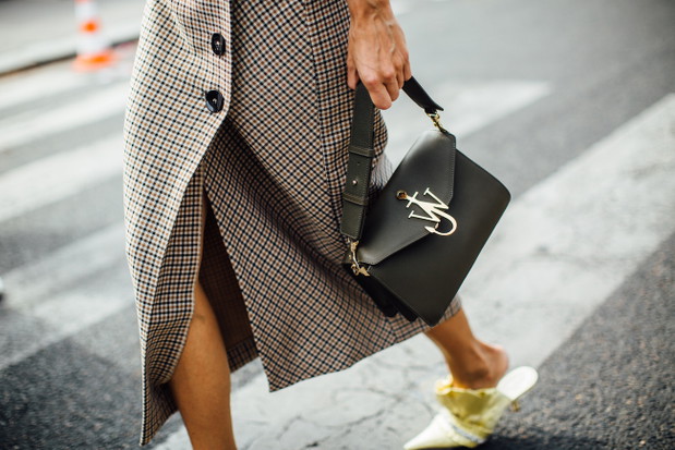Moda uliczna na Paris Fashion Week wiosna lato 2018
