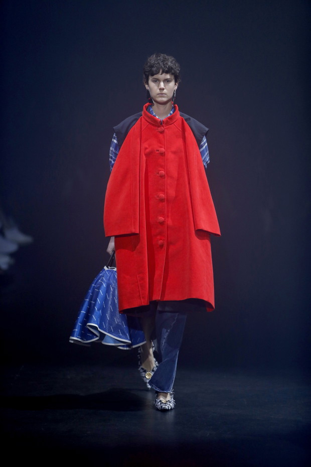Balenciaga - projekty z kolekcji wiosna-lato 2018