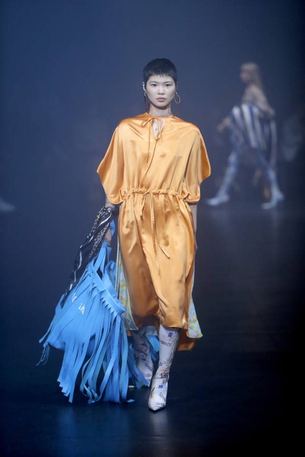Balenciaga - projekty z kolekcji wiosna-lato 2018