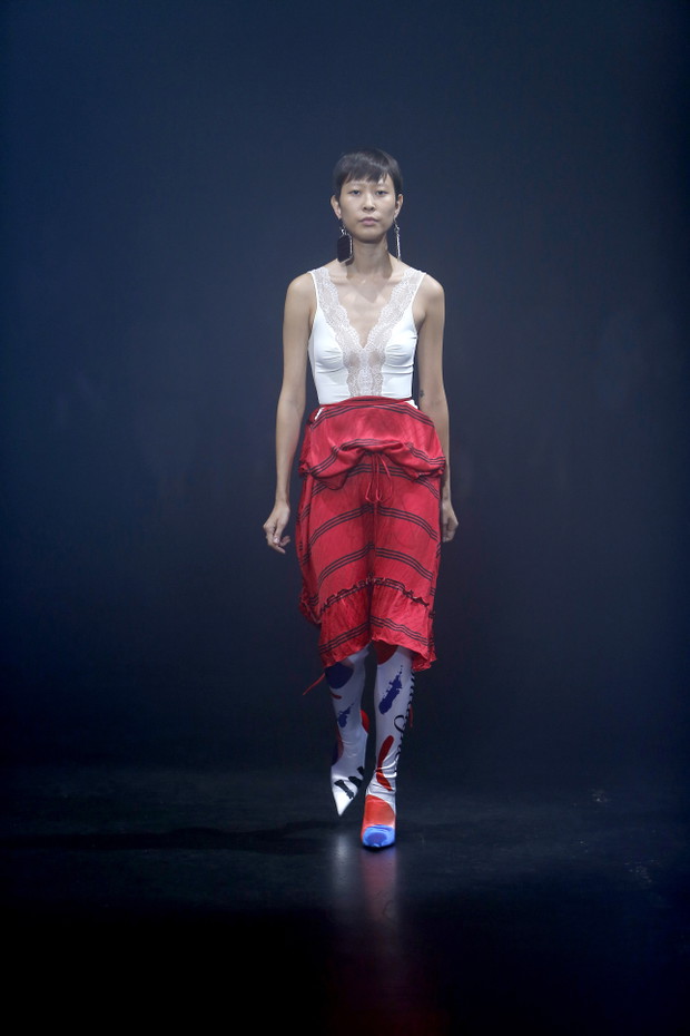 Balenciaga - projekty z kolekcji wiosna-lato 2018