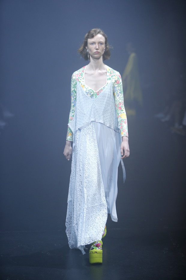 Balenciaga - projekty z kolekcji wiosna-lato 2018