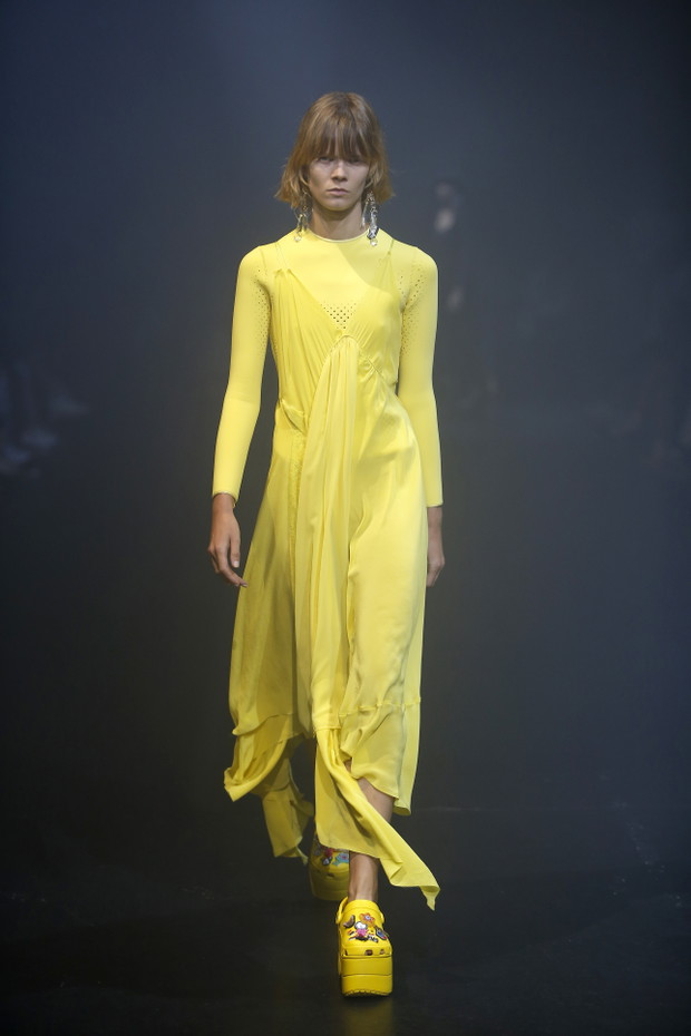 Balenciaga - projekty z kolekcji wiosna-lato 2018