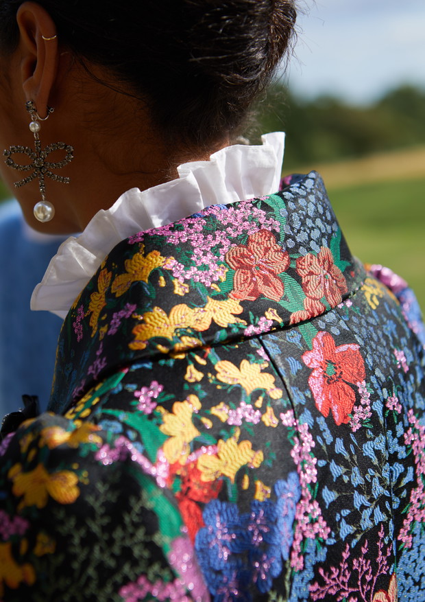 Kampania kolekcji Erdem x H&M - zbliżenie