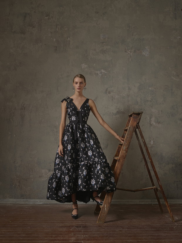 To pierwsze opublikowane zdjęcie z lookbooka Erdem x H&M