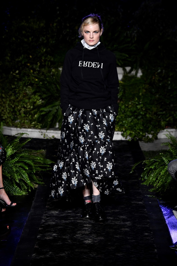Pokaz kolekcji ERDEM x H&M: chcemy taką bluzę!