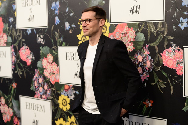 Premiera kolekcji ERDEM x H&M w Los Angeles: Erdem Moralioglu