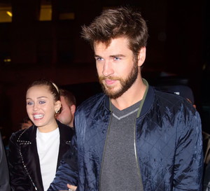 Miley i Liam nie potwierdzili plotek o ślubie
