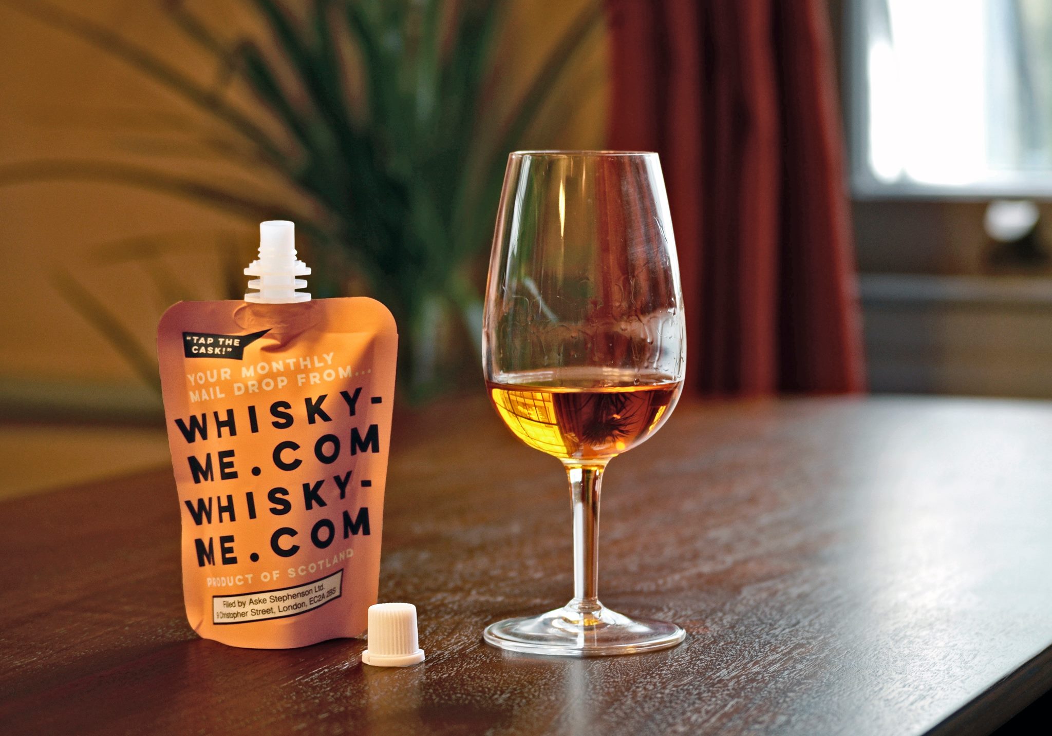 Whisky w woreczku, które wygląda jak sok ze sklepiku