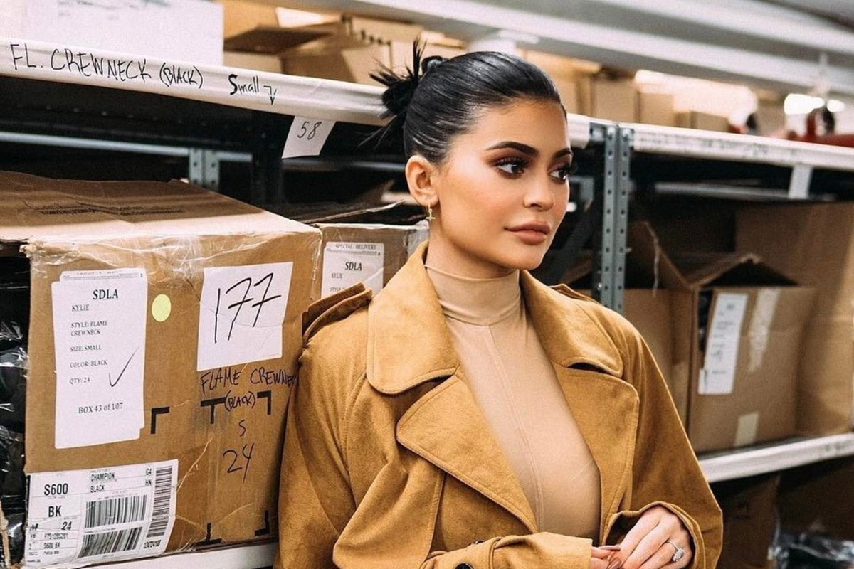 Kylie Jenner już urodziła pierwsze dziecko? Ojcem maleństwa jest Travis Scott