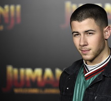 Nick Jonas romansuje z Demi Moore!