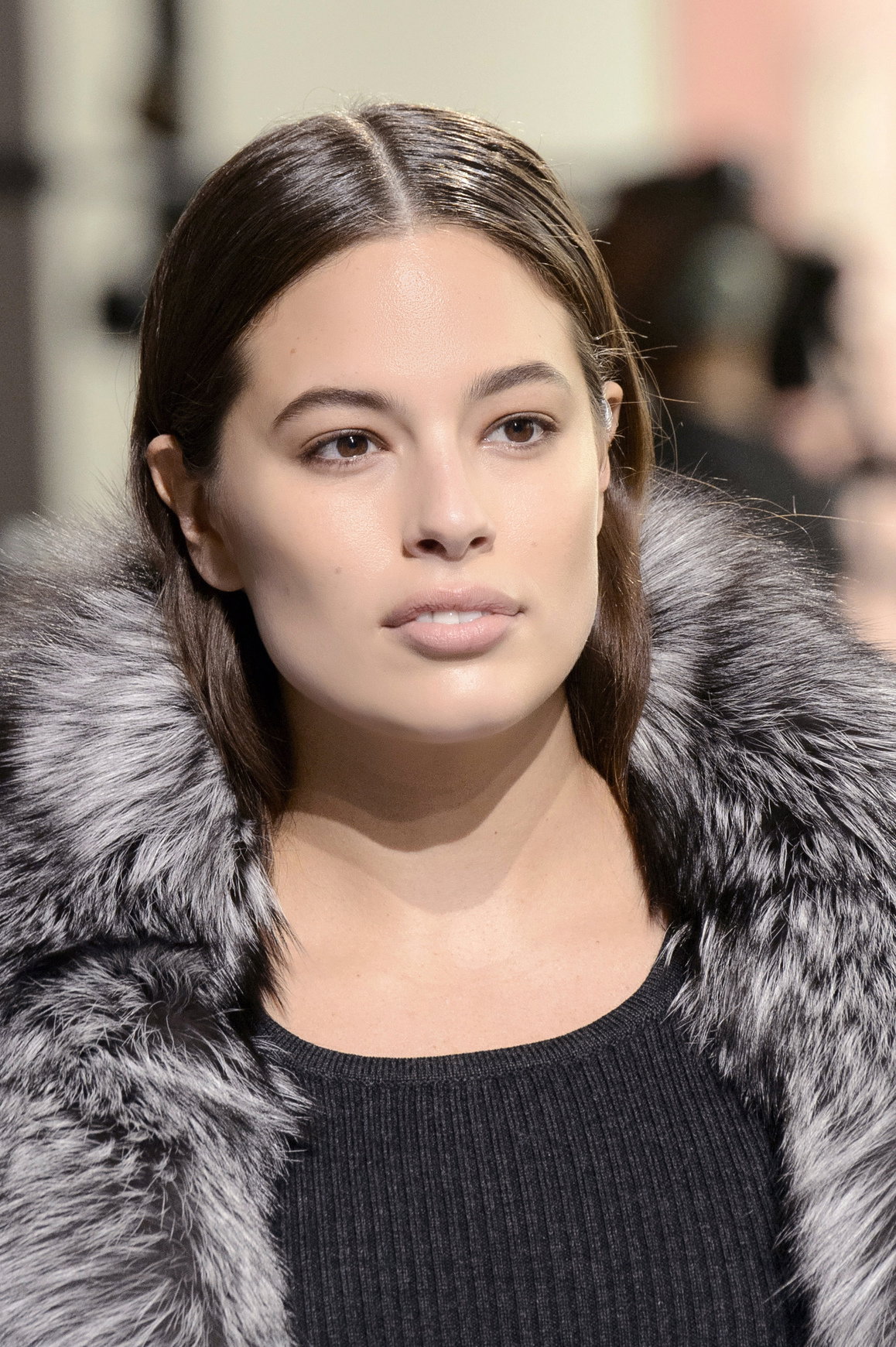 Ashley Graham przyznaje, że niektóre zadania powierzone asystentce ją samą wprawiają w zakłopotanie.