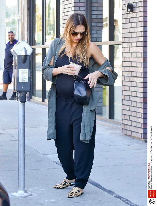 Jessica Alba to zdecydowanie najbardziej stylowa mama w show-biznesie!
