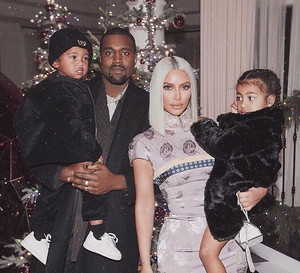 Kim Kardashian i Kanye West mają trójkę dzieci: North, Sainta i Chicago