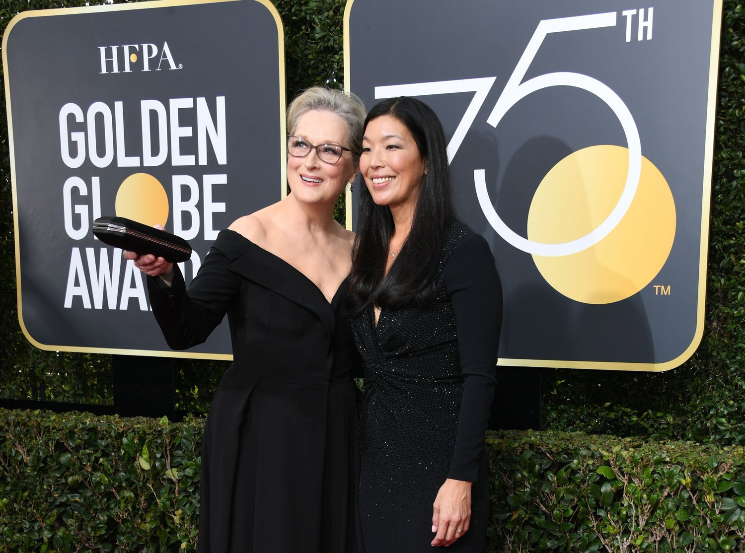 Na gali Złotych Globów 2018 Meryl Streep wystąpiła w duecie z Ai-jen Poo wspierającą uchodźczynie.