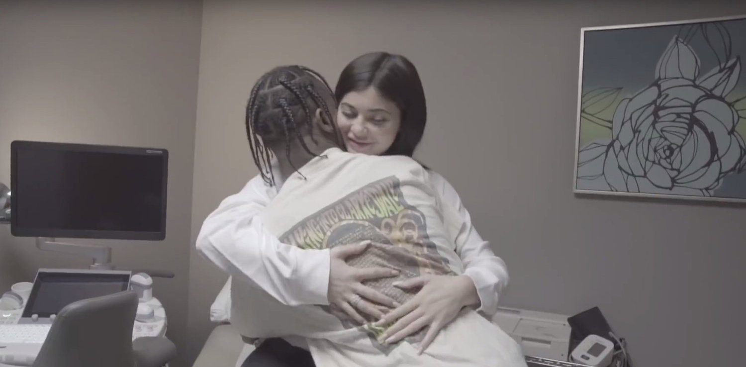 Travis Scott odwołał koncert w Minneapolis, by być blisko Kylie Jenner przed porodem.