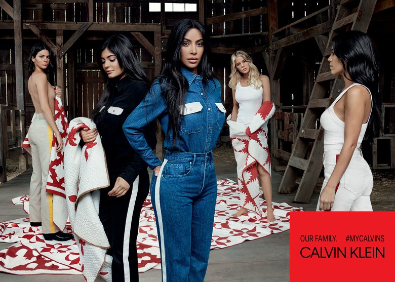 Kim Kardashian, Kylie Jenner, Kendall Jenner, Khloé Kardashian i Kourtney Kardashian w kampanii Calvin Klein na wiosnę-lato 2018