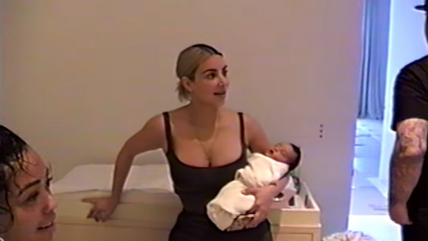 Kim, która po raz trzeci została mamą, będzie dla Kylie dużym wsparciem.