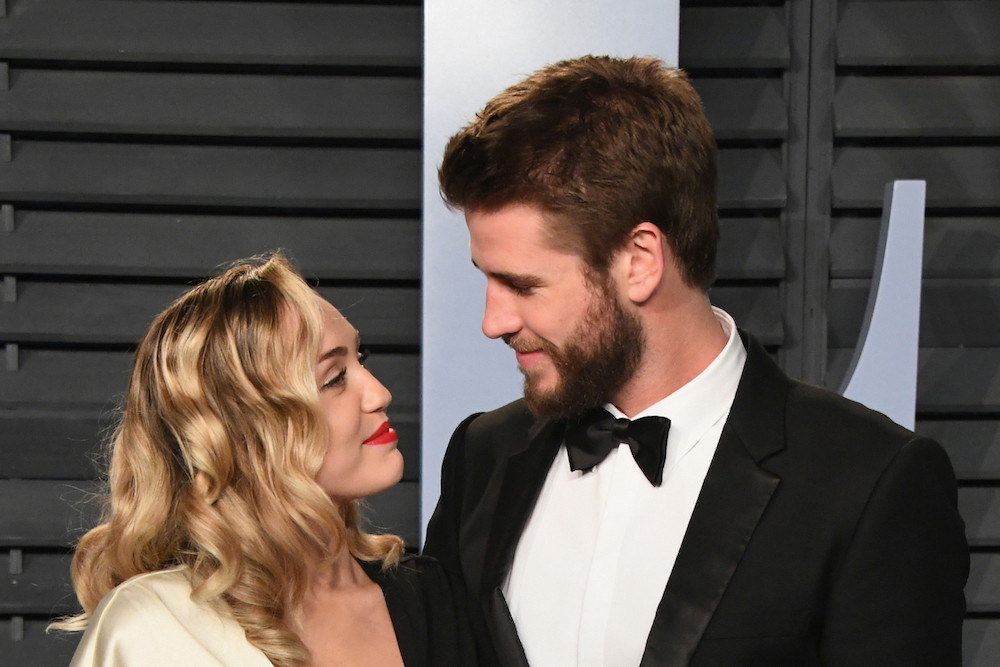 Oscary 2018 after party Vanity Fair: Mailey Cyrus i Liam Hemsworth