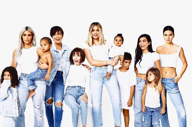 Khloé Kardashian urodziła! Potwierdziła to jedna z jej sióstr