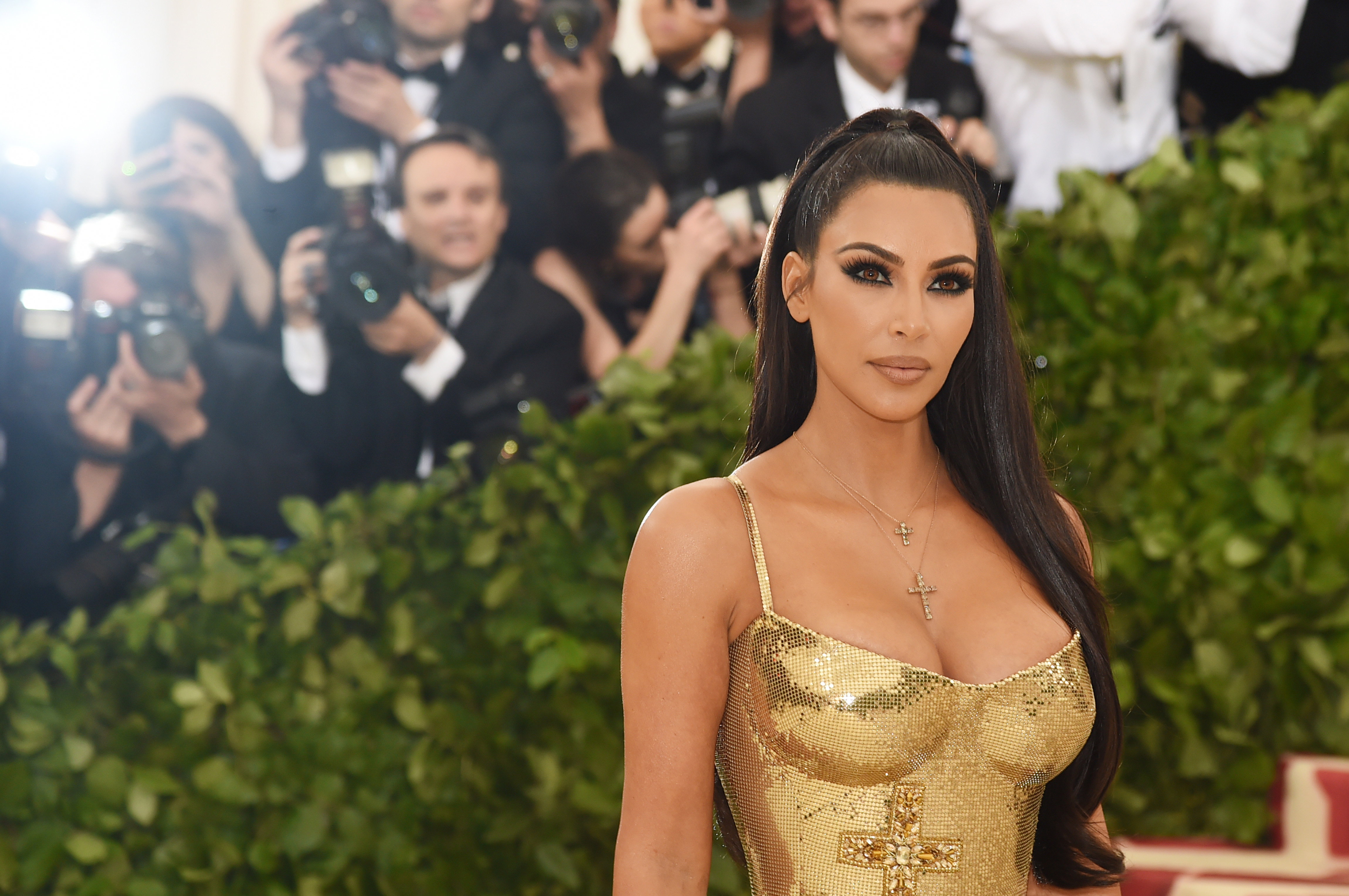 kim-kardashian-cfda-nagroda