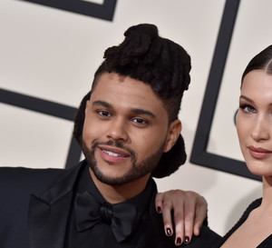 The Weeknd i Bella Hadid przyłapani na pocałunku w Cannes!