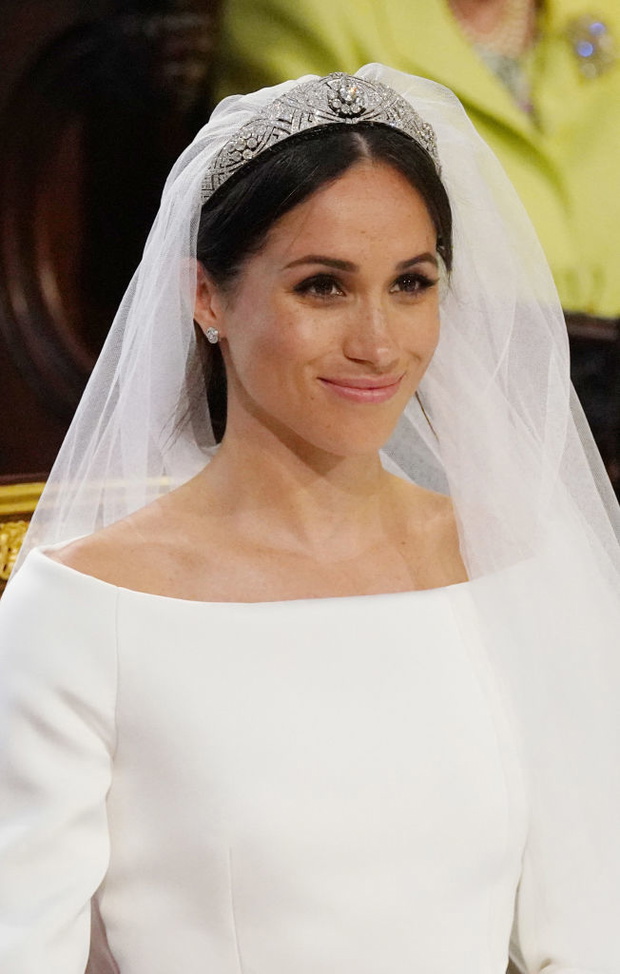 Meghan Markle w sukni zaprojektowanej przez Clare Waight Keller prezentowała się przepięknie!